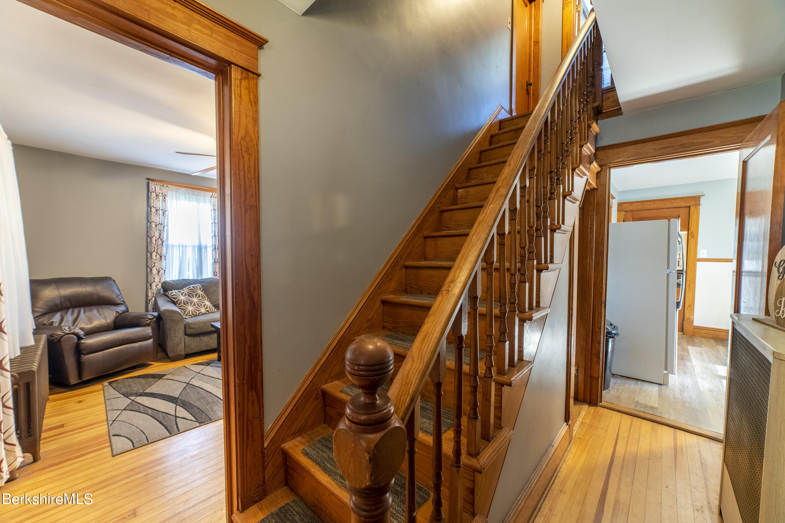 33 Notch Road Adams, MA 01220 - Photo 3 of 16 Foyer