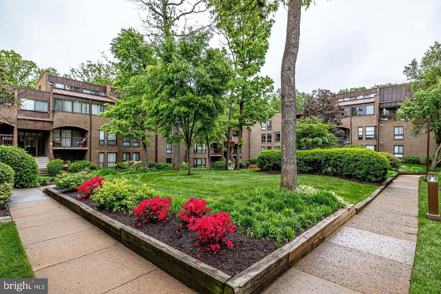 11252 Chestnut Grove Square, Unit 26 Reston, VA 20190 - Photo 29 of 36
