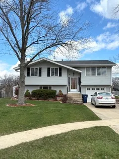 $450,000 | 906 Jeffery Court, Schaumburg, IL 60193