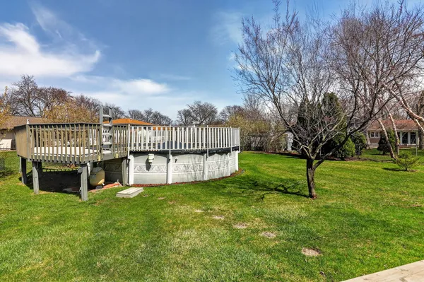 $450,000 | 906 Jeffery Court, Schaumburg, IL 60193