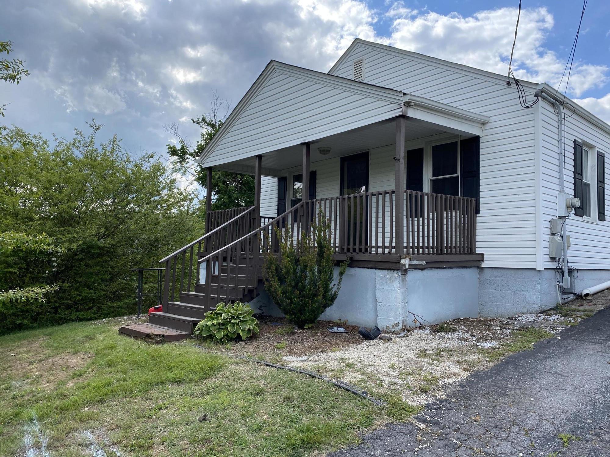 6169 Penn Road Bristol, VA 24202 - Photo 3 of 18 Front of house