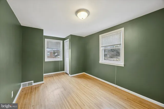 $2,250 | 519 Acorn Street, Philadelphia, PA 19128