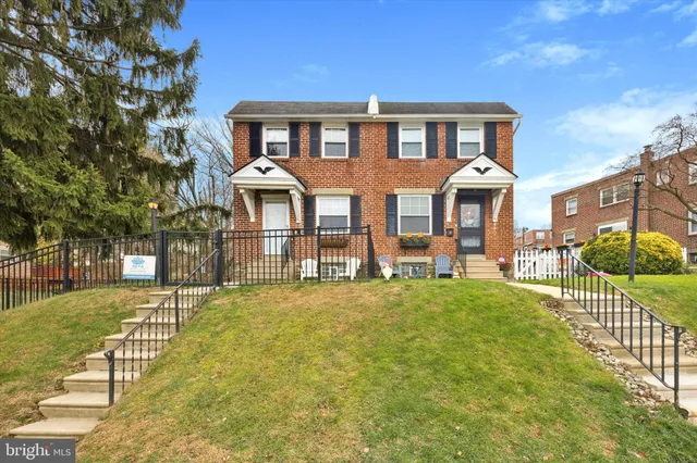 $2,250 | 519 Acorn Street, Philadelphia, PA 19128