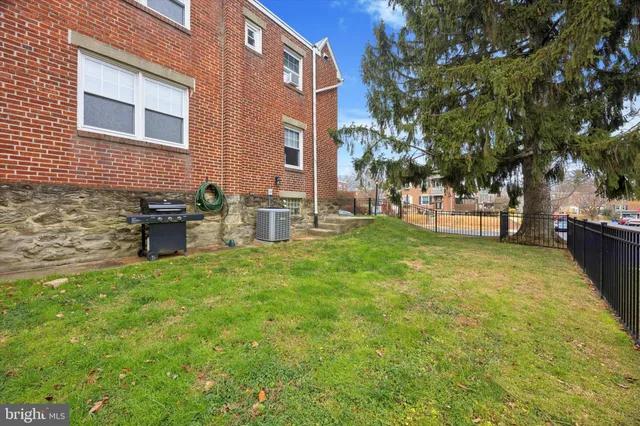 $2,250 | 519 Acorn Street, Philadelphia, PA 19128