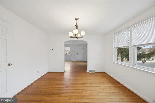 $2,250 | 519 Acorn Street, Philadelphia, PA 19128