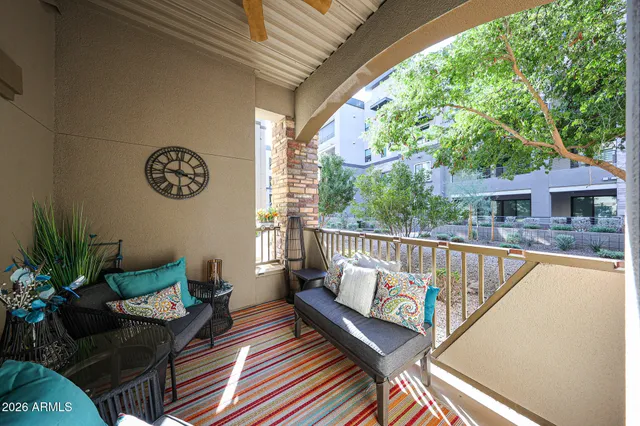 $464,000 | 5350 East Deer Valley Drive, Unit 1272, Phoenix, AZ 85054