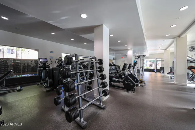 $464,000 | 5350 East Deer Valley Drive, Unit 1272, Phoenix, AZ 85054