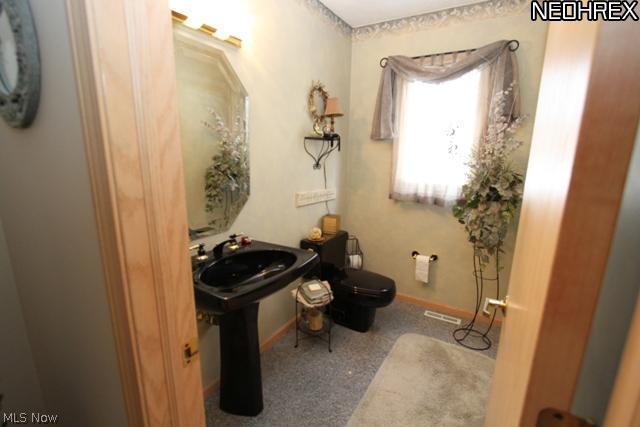 1219 Rae Road Lyndhurst, OH 44124 - Photo 11 of 25 HALF BATHROOM