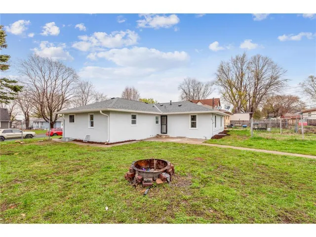 $470,000 | 3823 2 1/2 Street Northeast, Columbia Heights, MN 55421