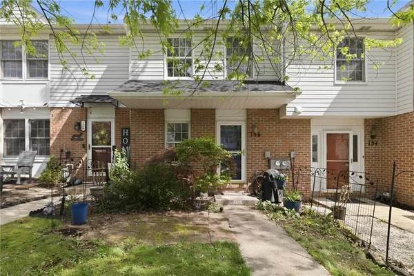 $210,000 | 156 Meadowview Drive, Canonsburg, PA 15317