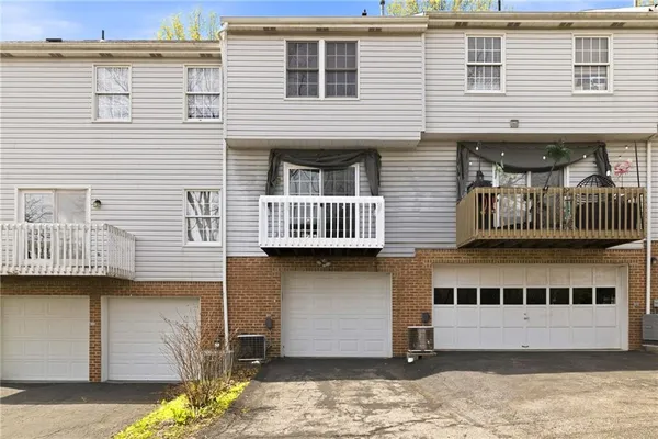 a view of a garage