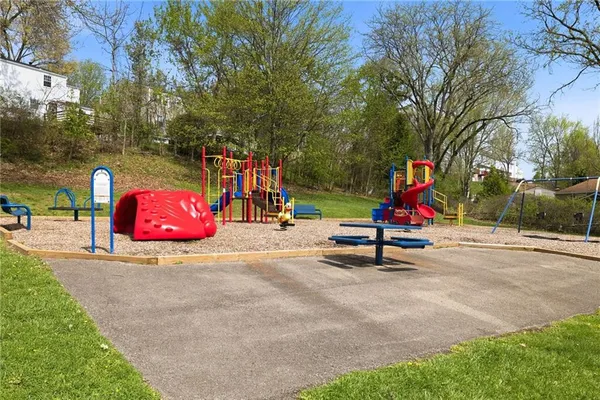 $210,000 | 156 Meadowview Drive, Canonsburg, PA 15317