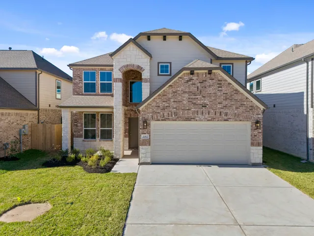 $427,125 | 2012 Sugarberry Gully Lane, Conroe, TX 77301
