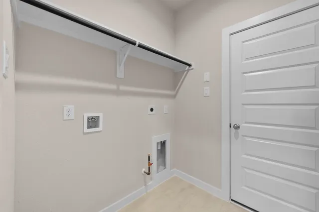 $427,125 | 2012 Sugarberry Gully Lane, Conroe, TX 77301