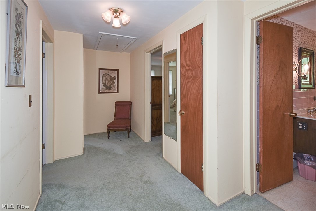 115 Laurel Road Chagrin Falls, OH 44022 - Photo 17 of 28 Gallery Image 17