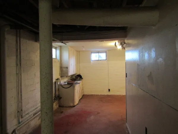 a view of a storage & utility room