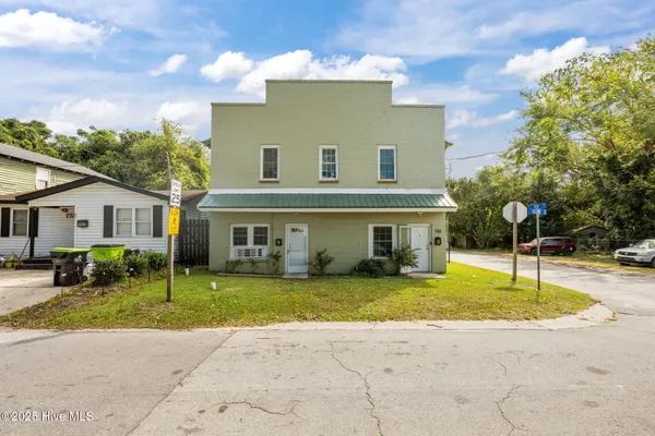 $1,450 | 700 2nd Avenue, Unit A, New Bern, NC 28560