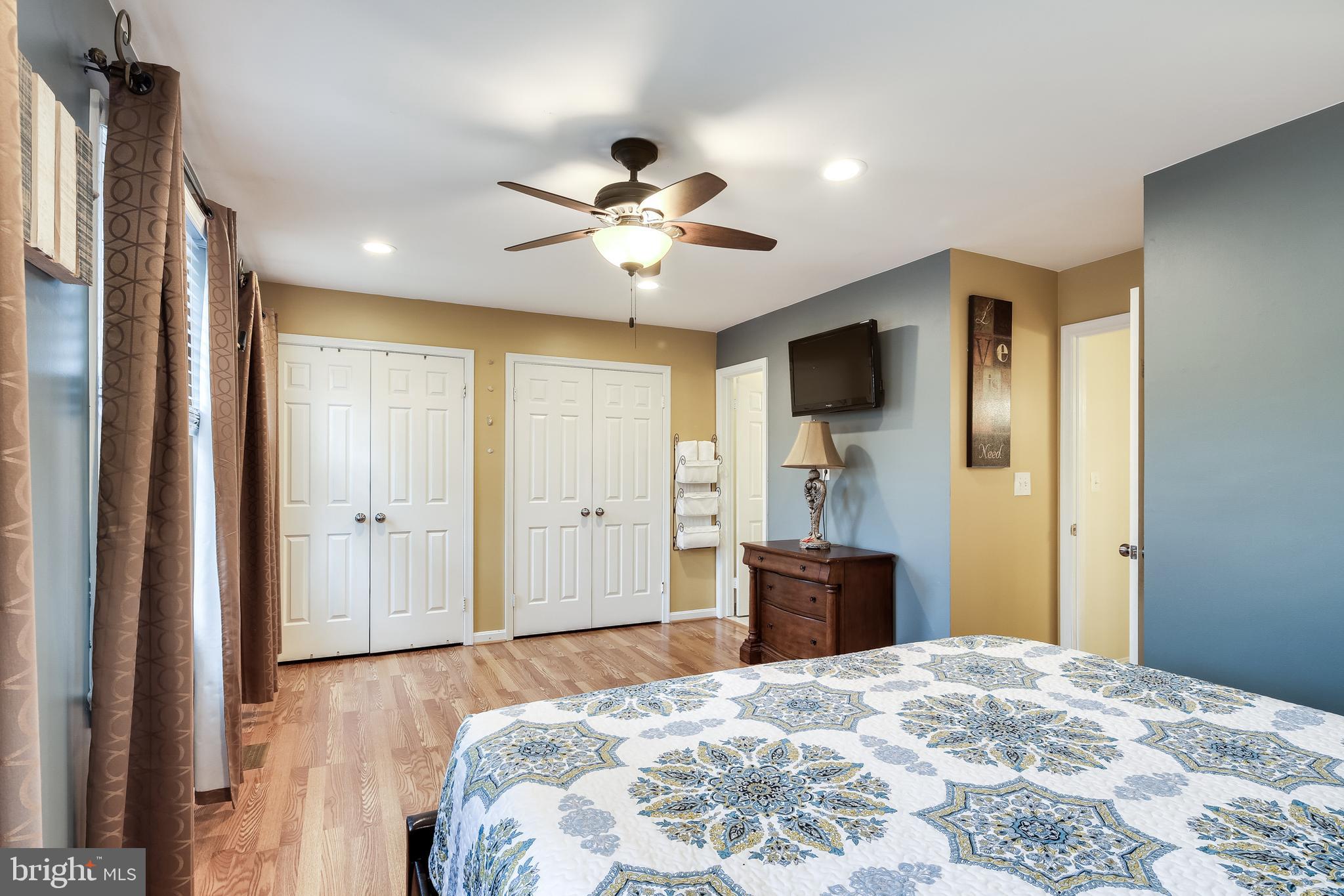 1018 Windrush Lane, Unit 26 Sandy Spring, MD 20860 - Photo 18 of 38 Spacious master suite