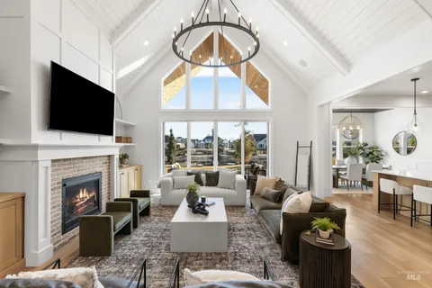 $1,899,000 | 976 North Morehouse Avenue, Eagle, ID 83616