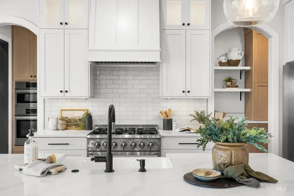 $1,950,000 | 976 North Morehouse Avenue, Eagle, ID 83616