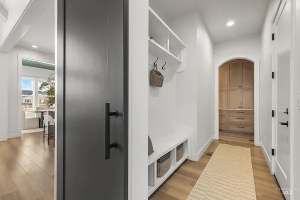 $1,950,000 | 976 North Morehouse Avenue, Eagle, ID 83616