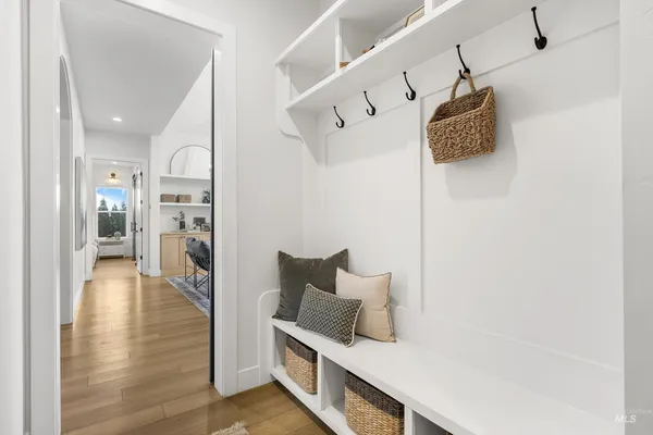 $1,950,000 | 976 North Morehouse Avenue, Eagle, ID 83616