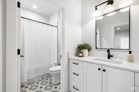 $1,950,000 | 976 North Morehouse Avenue, Eagle, ID 83616