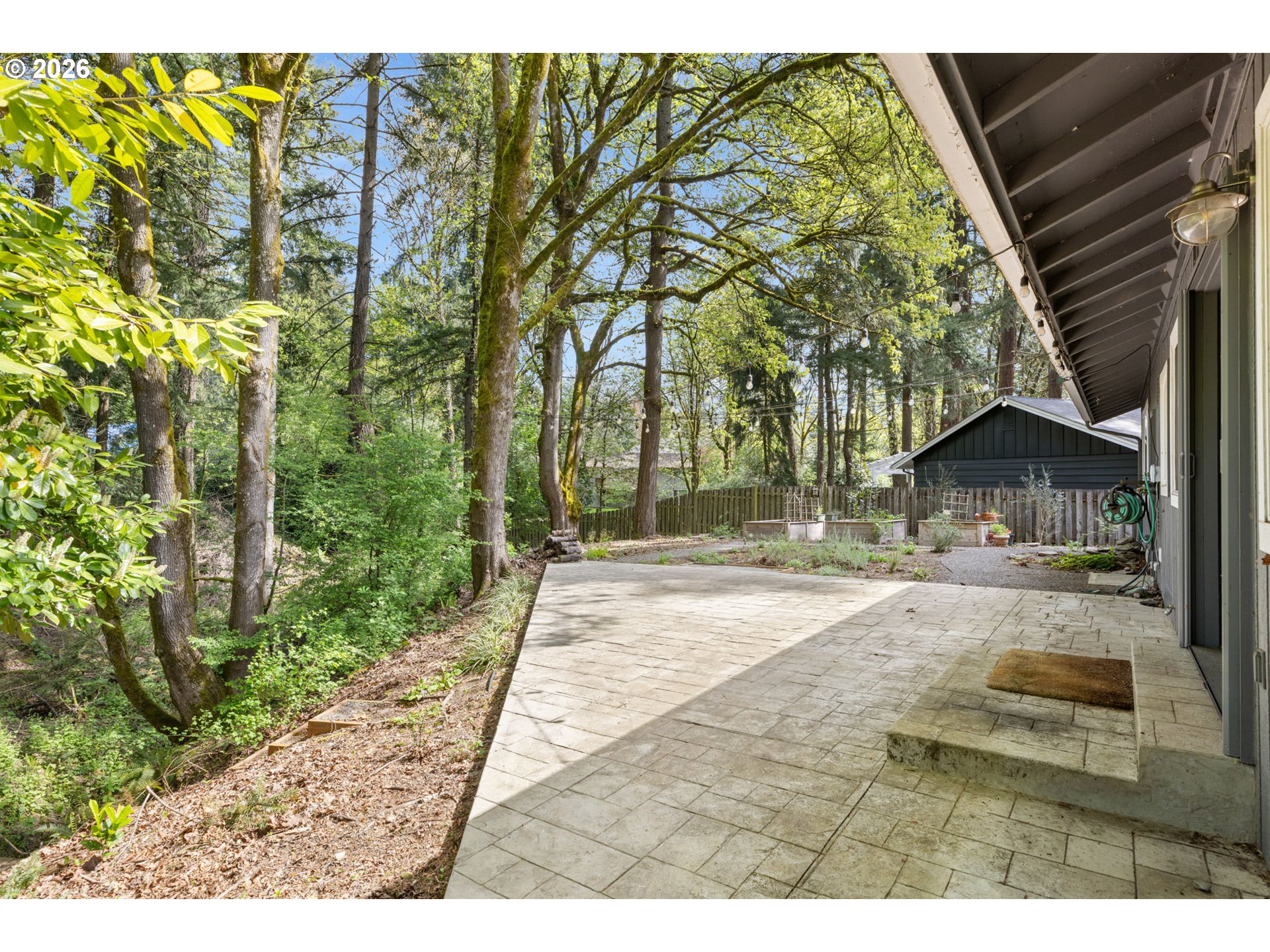 1899 Country Club Road Lake Oswego, OR 97034 - Photo 32 of 46