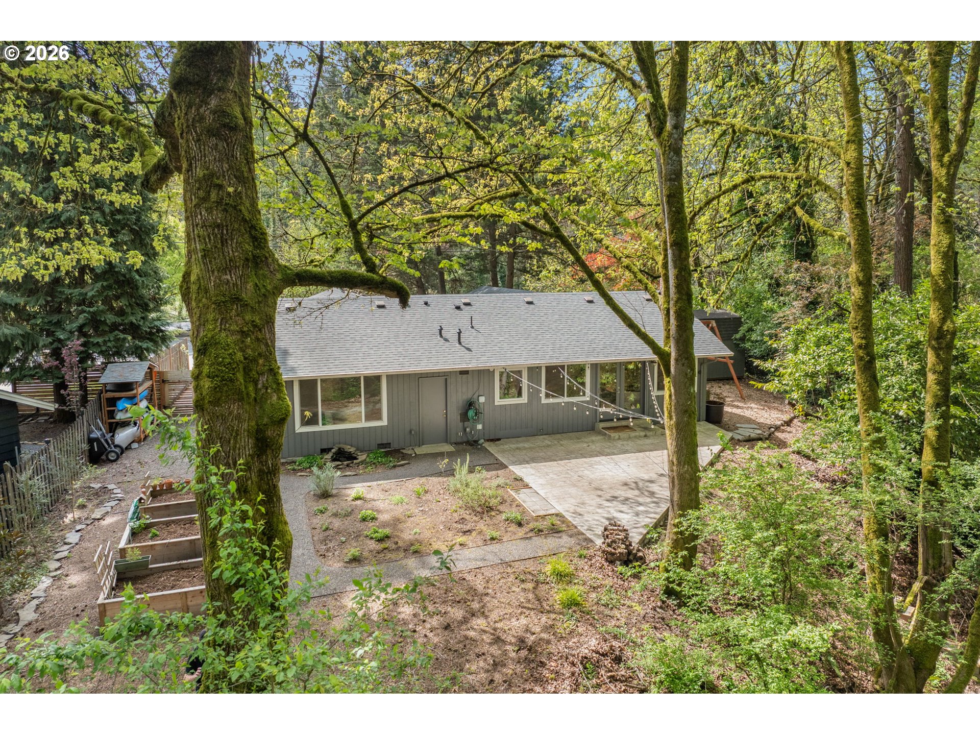 1899 Country Club Road Lake Oswego, OR 97034 - Photo 39 of 46