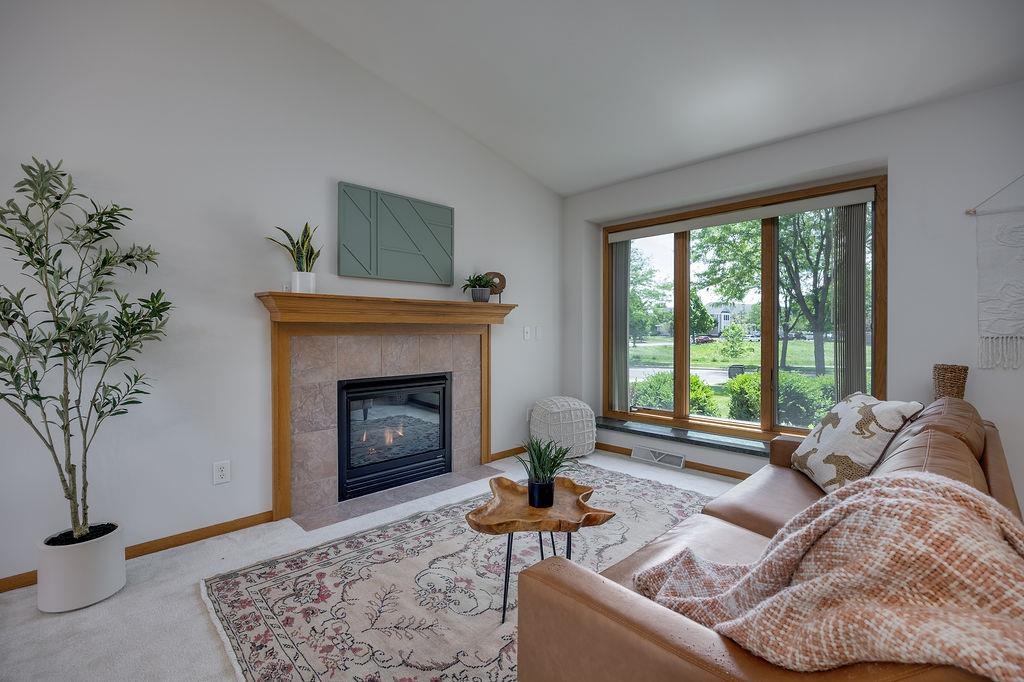 3533 Stonebridge Drive Madison, WI 53719 - Photo 6 of 43