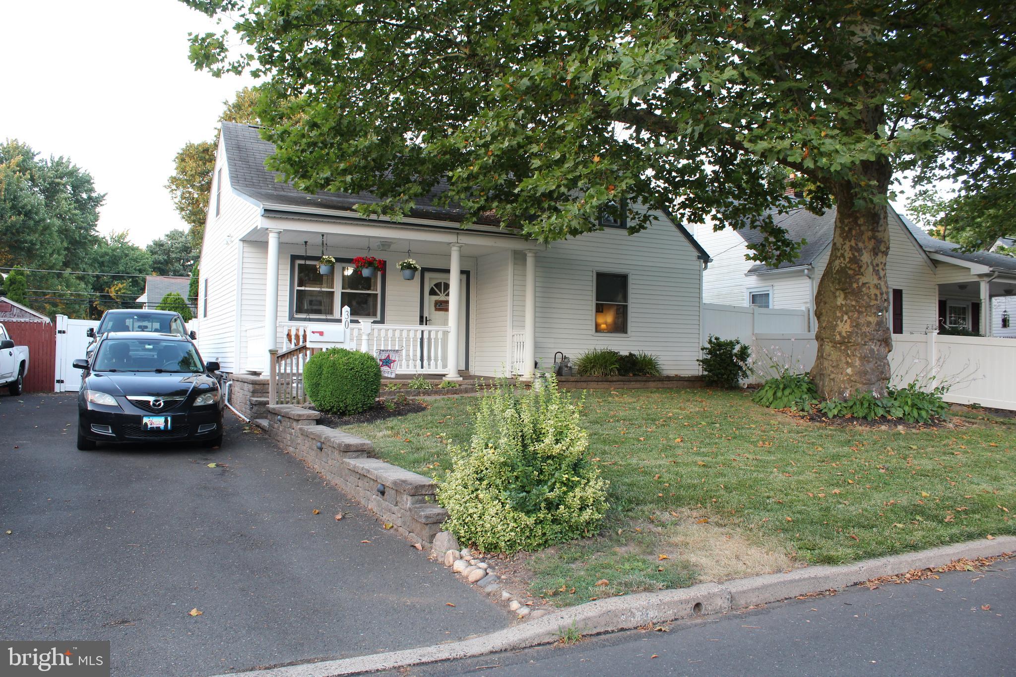 30 Belmar Road Hatboro, PA 19040 - Photo 2 of 38