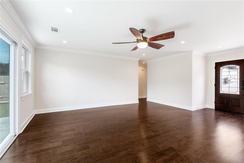1204 Haring Road Metairie, LA 70001 - Photo 4 of 26 Gallery Image 4
