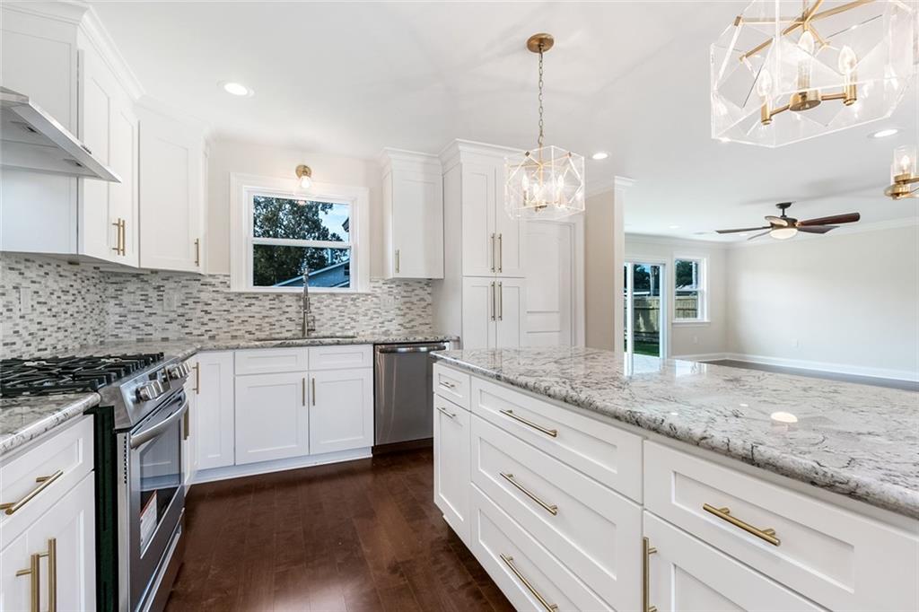 1204 Haring Road Metairie, LA 70001 - Photo 9 of 26 Gallery Image 9