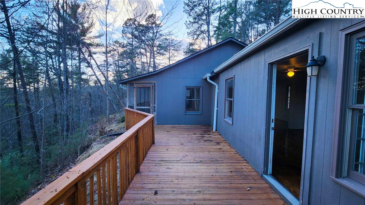 1198 Sampson Road Lenoir, NC 28645 - Photo 5 of 28 Gallery Image 5