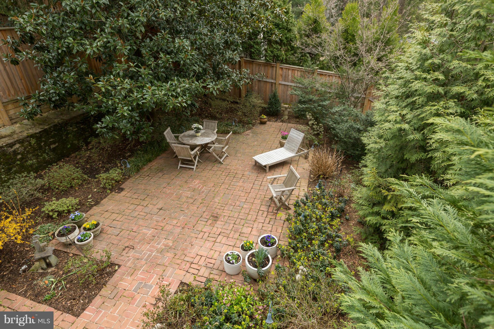 4854 Loughboro Road Northwest Washington, DC 20016 - Photo 20 of 27 Exterior (Rear)
