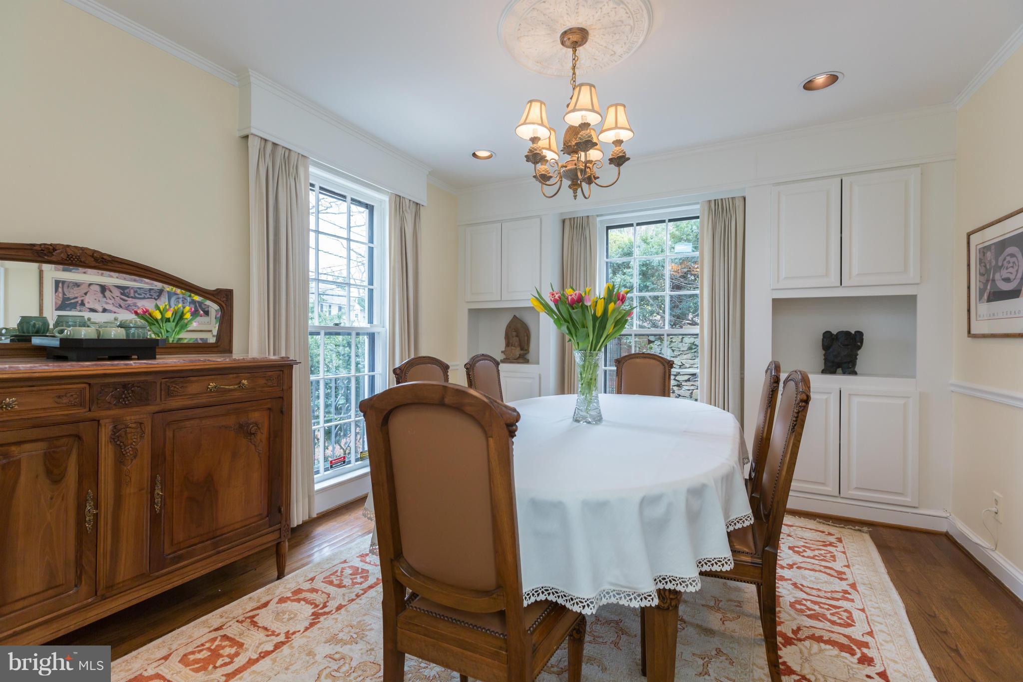 4854 Loughboro Road Northwest Washington, DC 20016 - Photo 3 of 27 Dining Room
