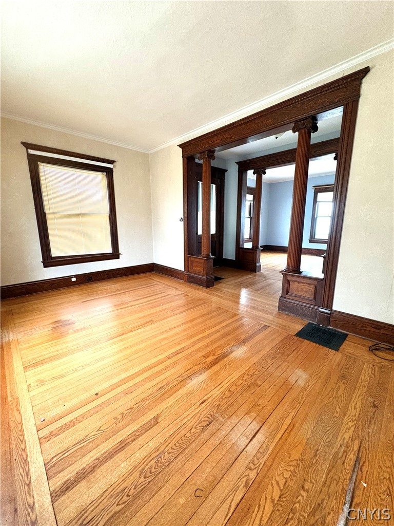 174 East Genesee Street Auburn, NY 13021 - Photo 12 of 37