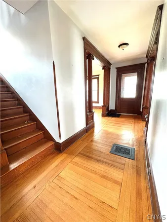 $249,900 | 174 East Genesee Street, Auburn, NY 13021