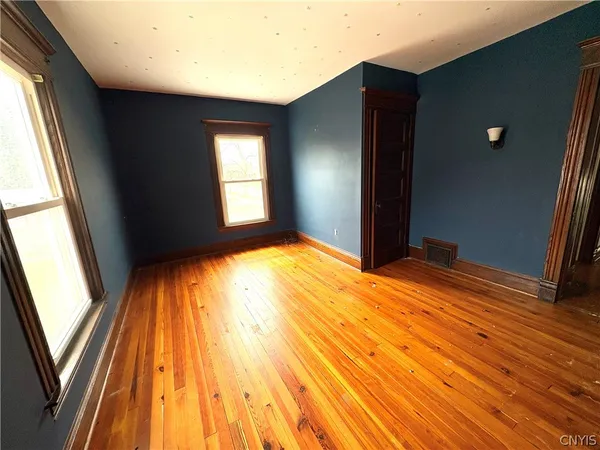 $249,900 | 174 East Genesee Street, Auburn, NY 13021