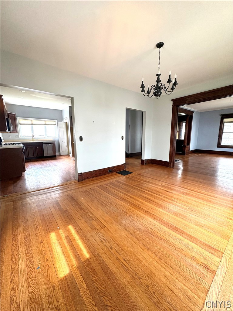 174 East Genesee Street Auburn, NY 13021 - Photo 8 of 37