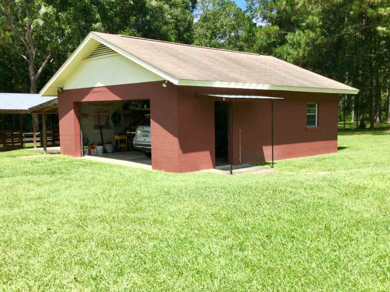 527 Robin Road Monticello, FL 32344 - Photo 6 of 25 Gallery Image 6