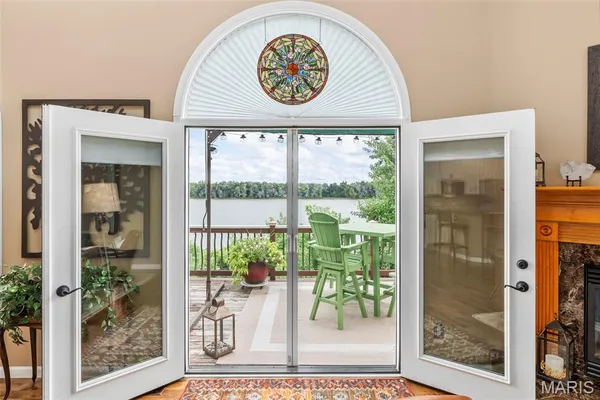 $289,000 | 145 Brickyard Drive, Golden Eagle, IL 62036