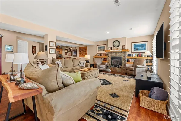 $289,000 | 145 Brickyard Drive, Golden Eagle, IL 62036