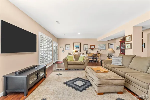 $289,000 | 145 Brickyard Drive, Golden Eagle, IL 62036