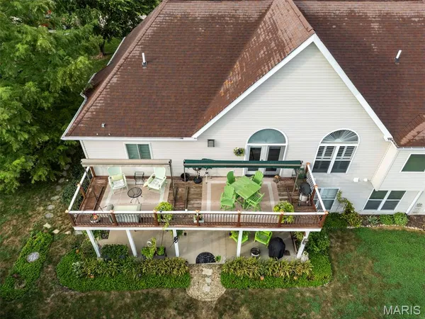 $289,000 | 145 Brickyard Drive, Golden Eagle, IL 62036