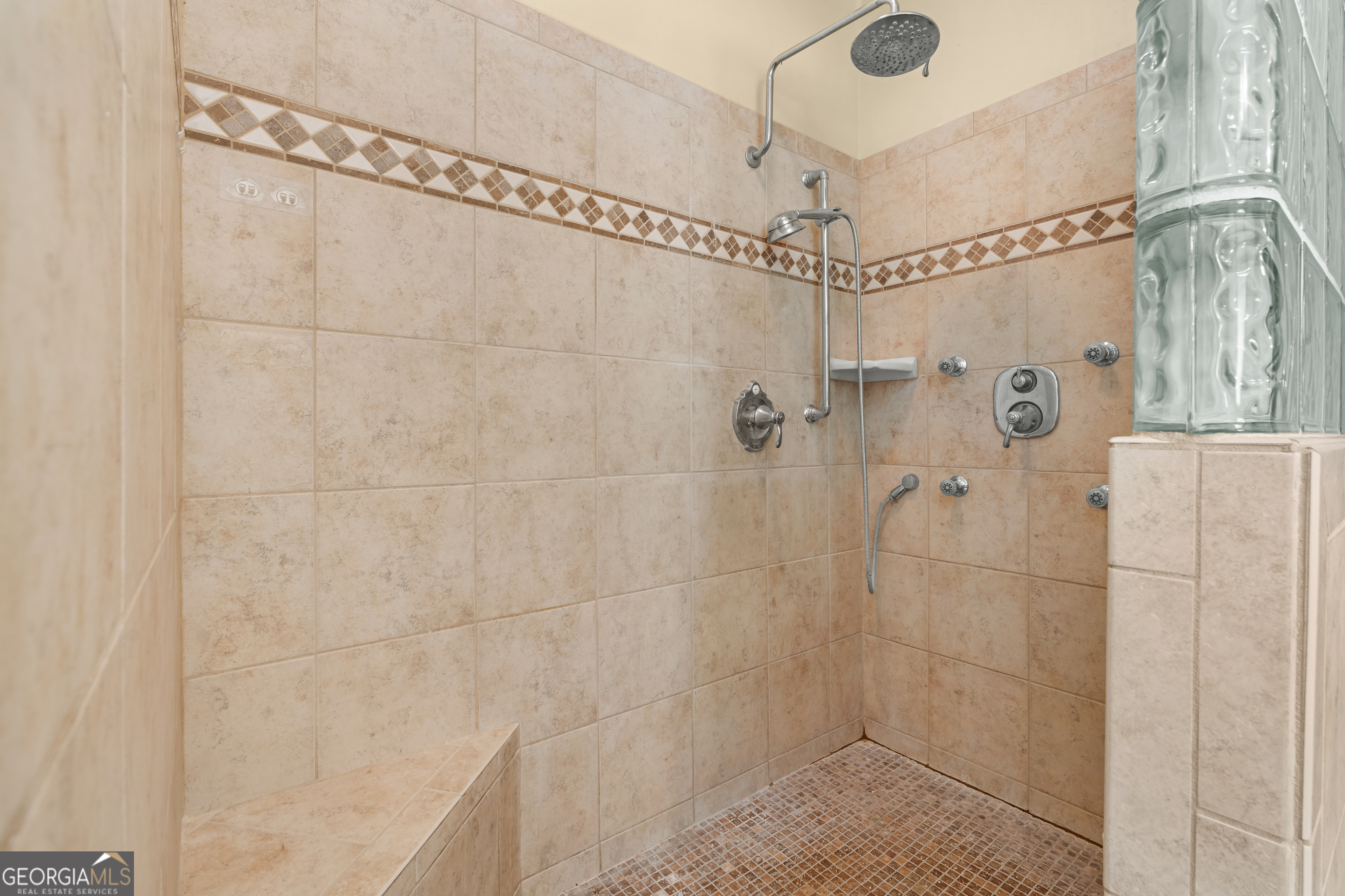 480 Best Bridge Road Sylvania, GA 30467 - Photo 28 of 57 a bathroom with a shower