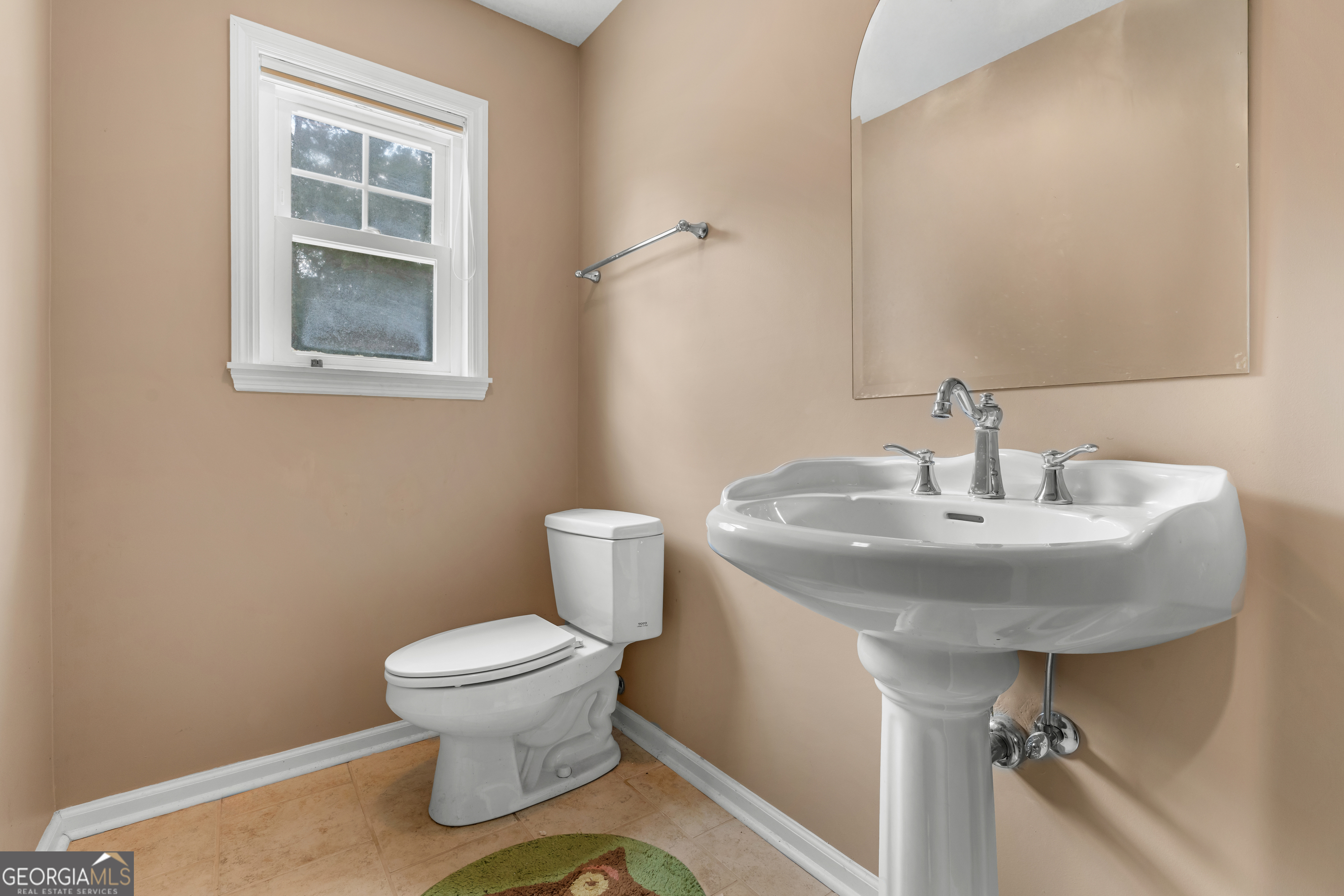 480 Best Bridge Road Sylvania, GA 30467 - Photo 36 of 57 a bathroom with a sink and a toilet