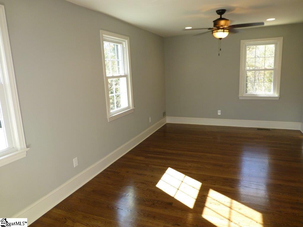 129 Lullwater Road Greenville, SC 29607 - Photo 15 of 33 Gallery Image 15