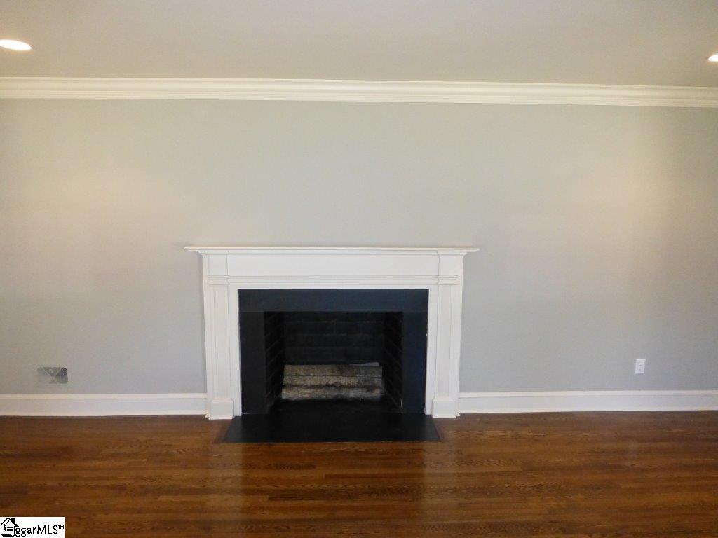 129 Lullwater Road Greenville, SC 29607 - Photo 9 of 33 Gallery Image 9