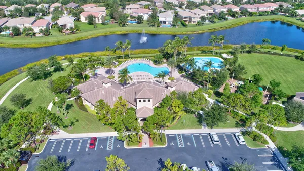 $884,900 | 7937 Emerald Winds Circle, Boynton Beach, FL 33473